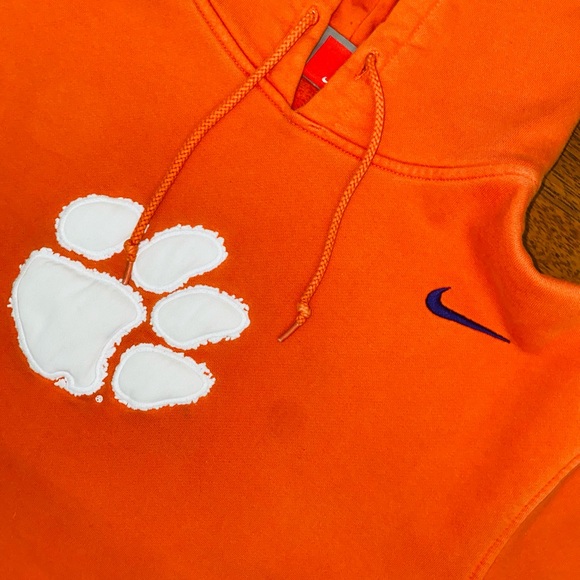 VINTAGE Clemson Basketball Hoodie - Picture 2 of 6